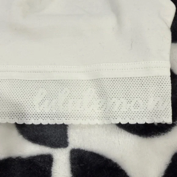 Lululemon Ever Essentials & Truly Tranquil Bralettes - Picture 3 of 9